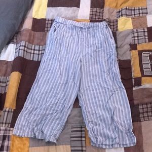 wide legged cropped pant